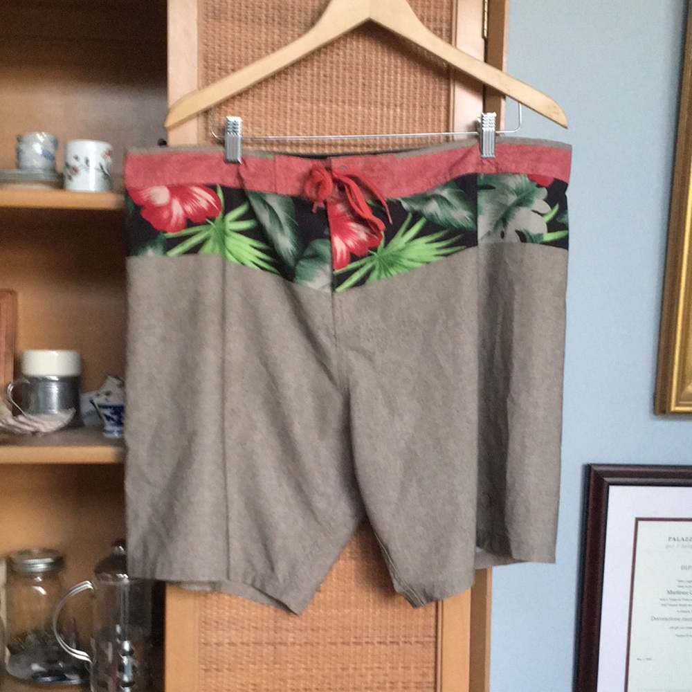 Op swim trousers